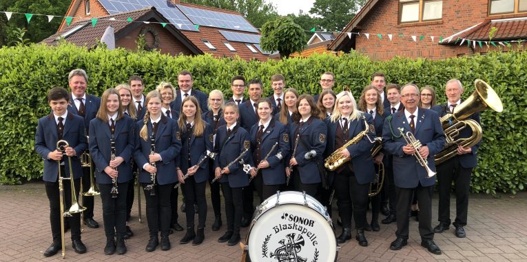 Die Blaskapelle Schapen beim Schützenfest 2018 in Schapen.